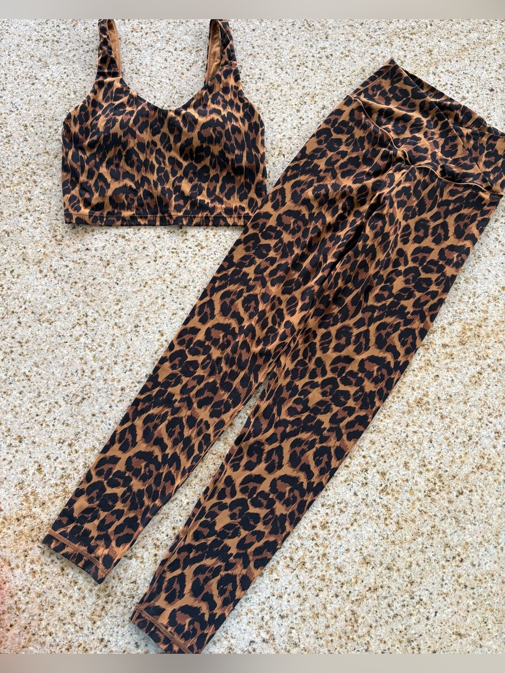 Aerie offline matching Leopard Print Sports Bra and Leggings Set - Brown & Black - Picture 2 of 9